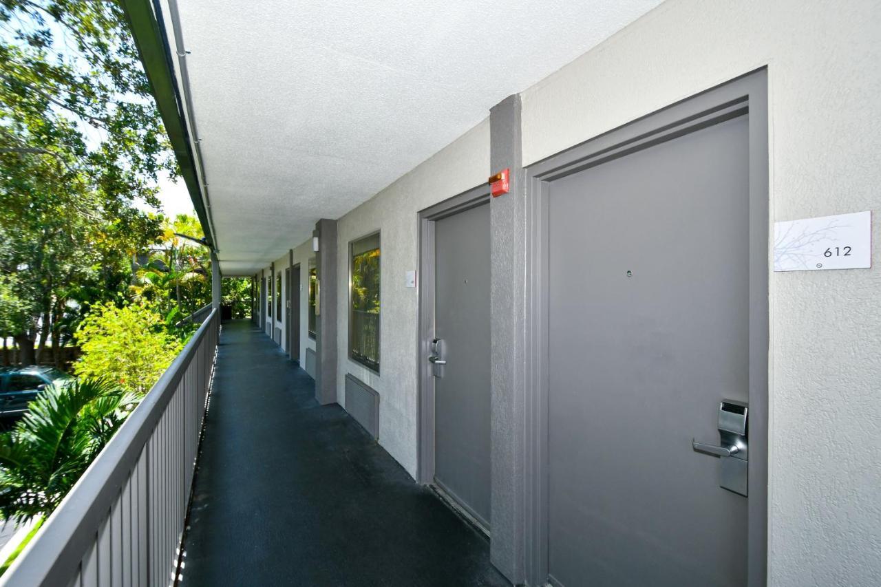 Sarasota Cay Club #612 - Heated Pool, Bunk Beds, Huge Tv, Tiki Bar, More! South Bradenton エクステリア 写真