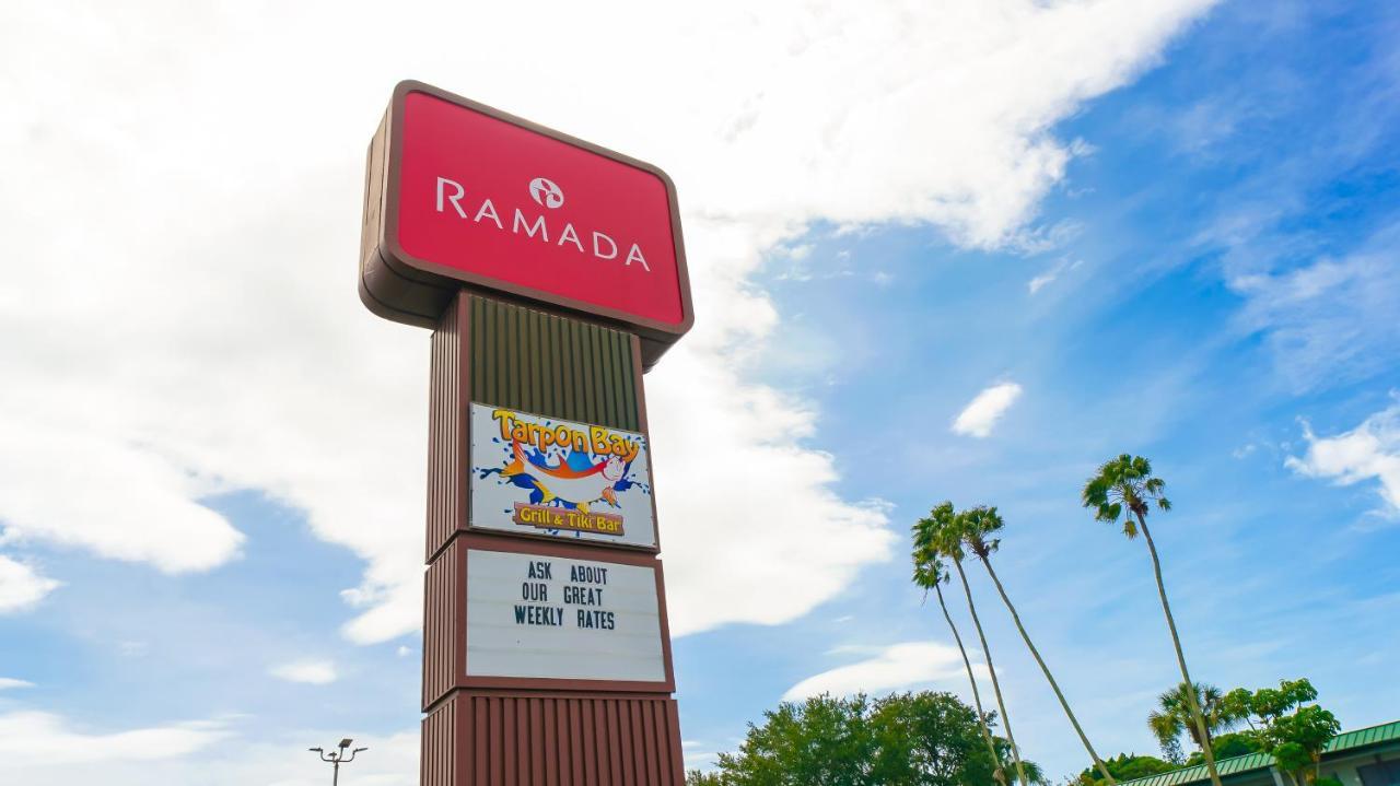 Sarasota Cay Club #612 - Heated Pool, Bunk Beds, Huge Tv, Tiki Bar, More! South Bradenton エクステリア 写真
